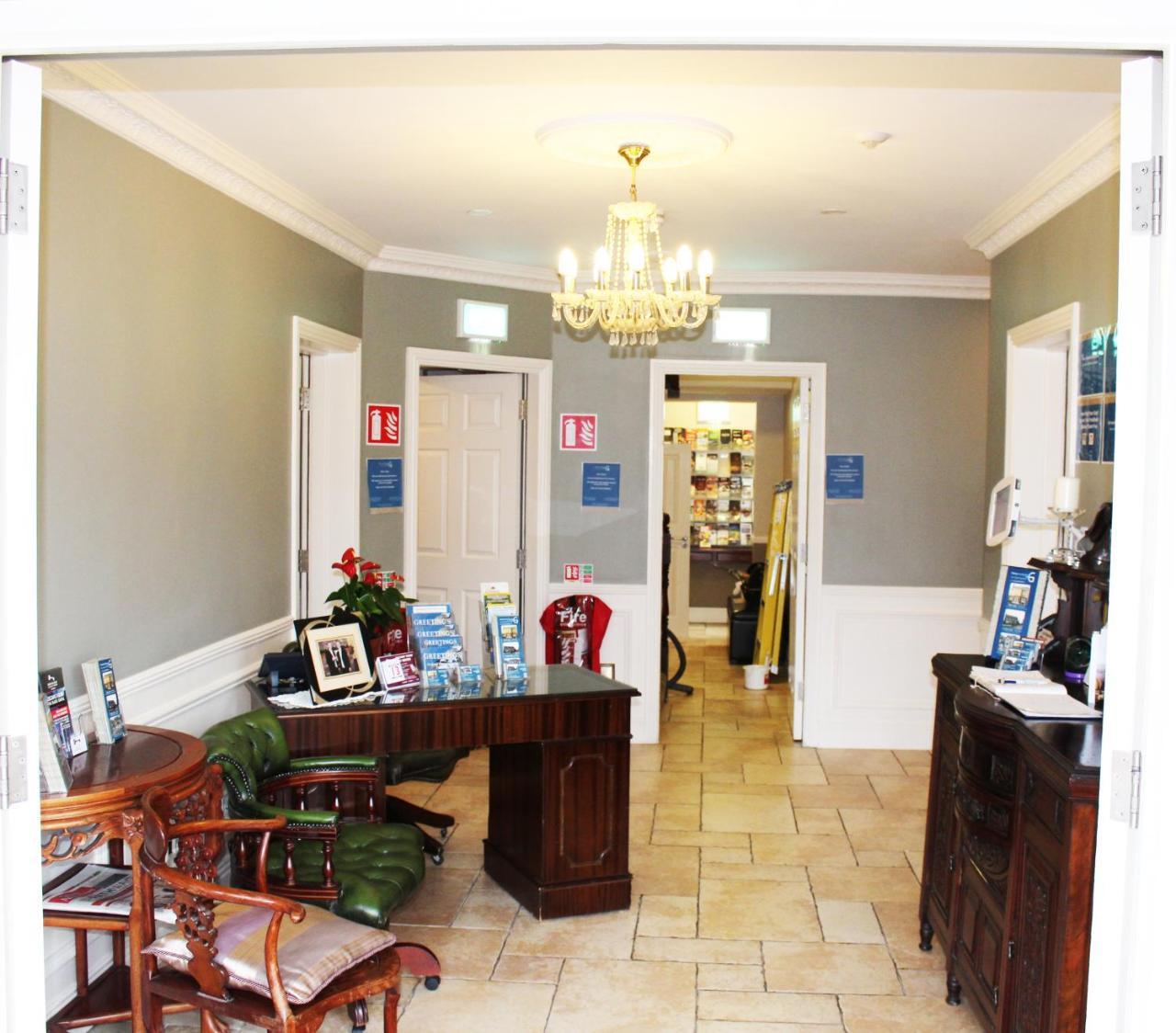 غالواي St. Judes Lodge B&B المظهر الخارجي الصورة